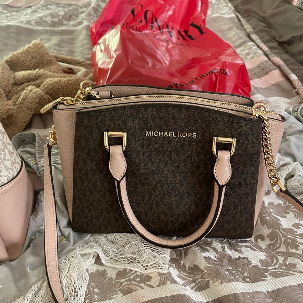 Michael Kors crossbody